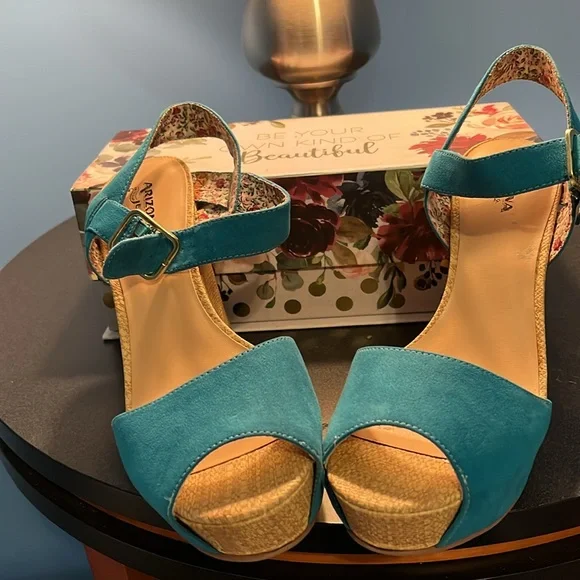🏖️ Arizona Jean Co. Wedge Heel Sandal, Teal, Size 10 - Picture 2 of 5